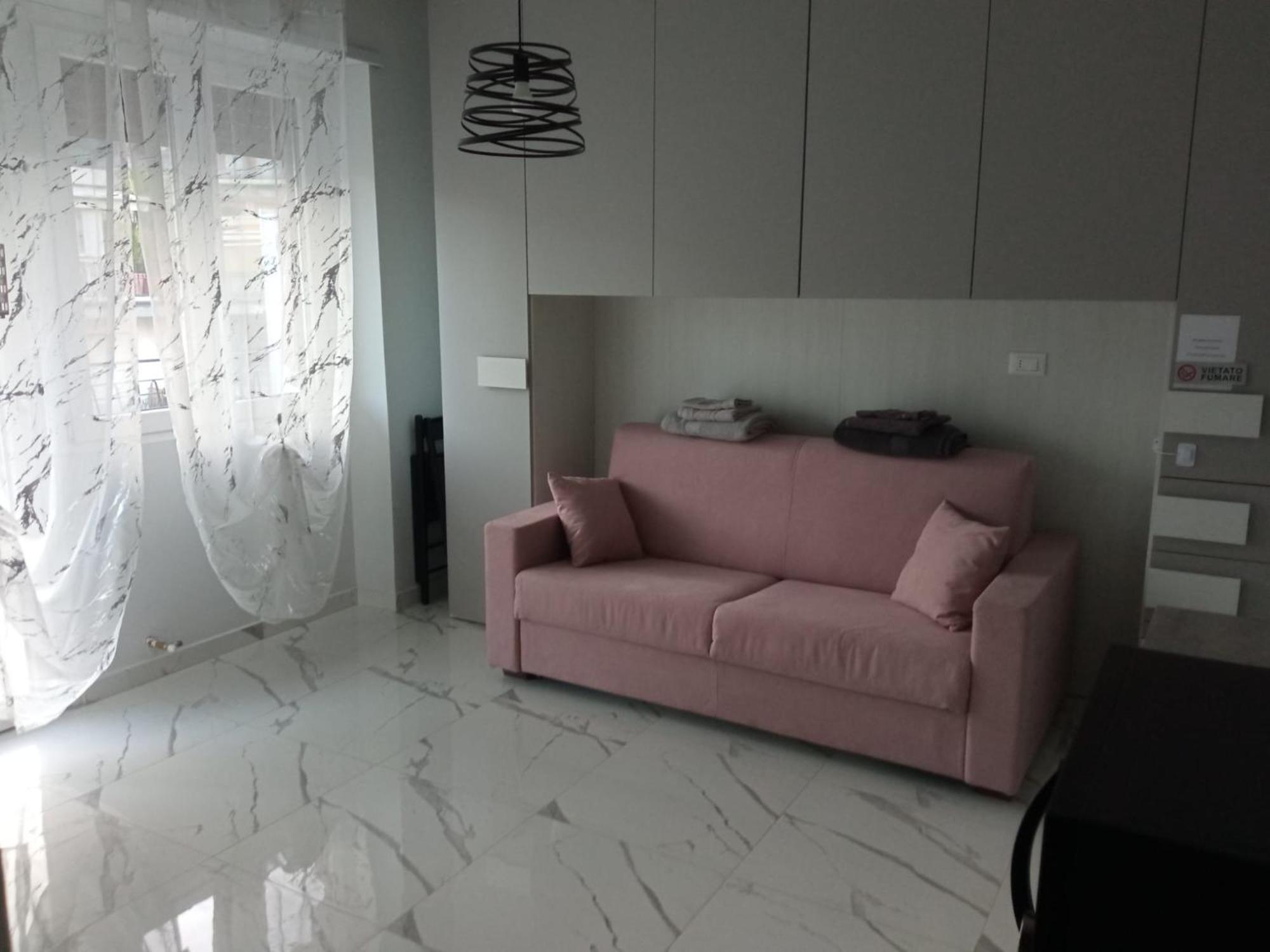 Wh - Cuore Home - Attico Monolocale Con Parcheggio Gratuito - 5 Minuti Dal Centro - Wifi Сан Ремо Екстериор снимка